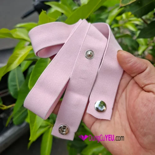 dây đeo khóa dương vật màu hồng nhạt