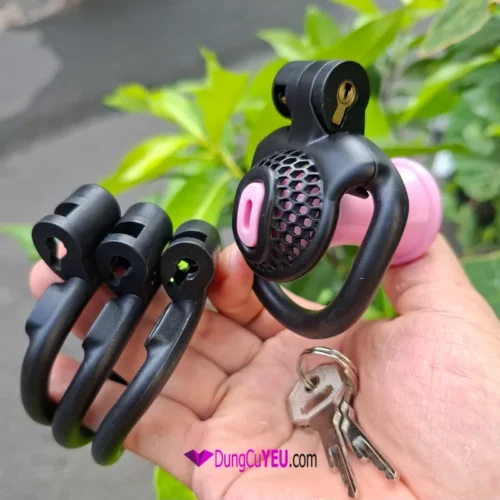 Khóa dương vật lồng lưới tổ ong