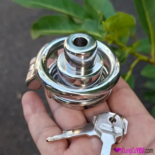 khóa cậu nhỏ inox đẩy thụt dương vật